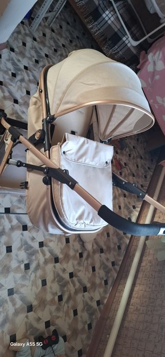 Продам детскую каляску трансформер в отличном состоянии