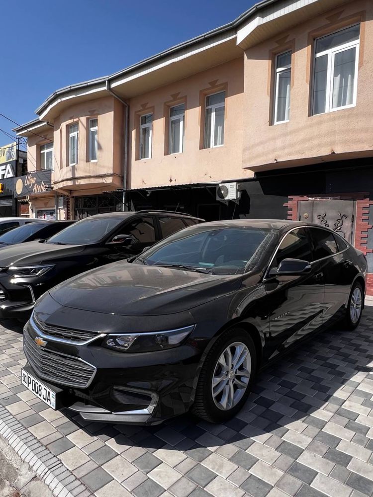 Malibu 2.4 sotiladi top toza