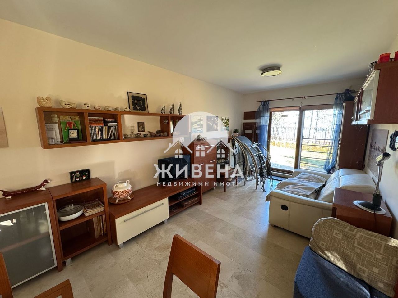 Продава се Тристаен апартамент в с. Кранево, Област Добрич - 82 кв.м за 1025 €/кв.м - Снимка #3