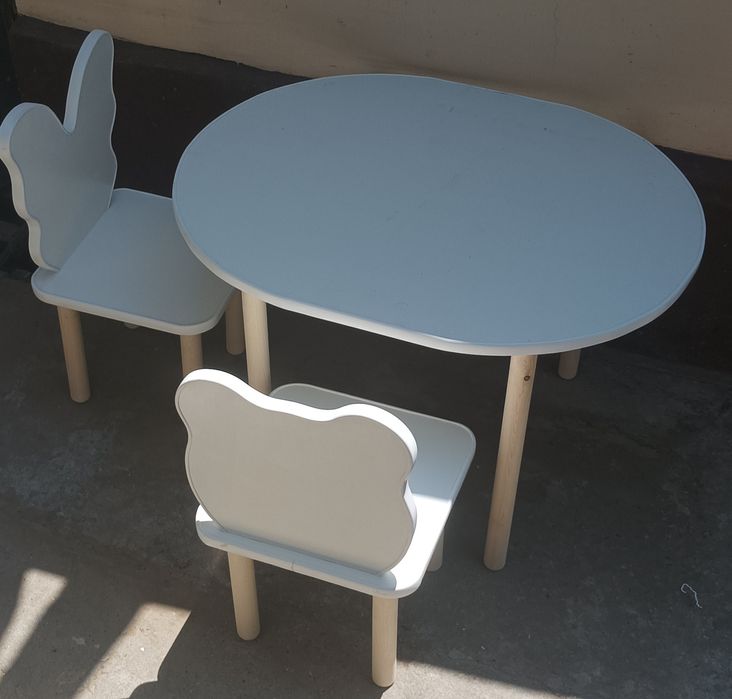 Скидки на детские столы и стулья 600.000