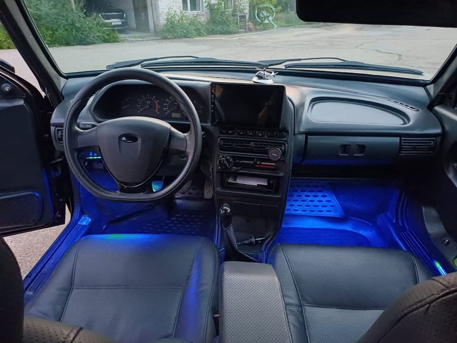 Автомобиль Lada 2014