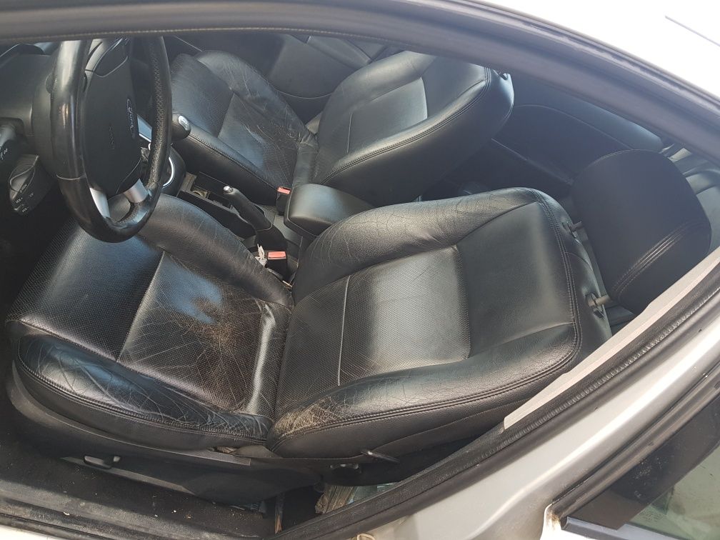 Interior din piele cu încălzire Ford Mondeo