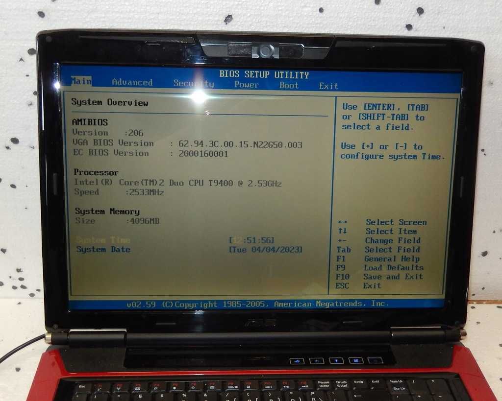Vand laptop Asus G71V pentru piese