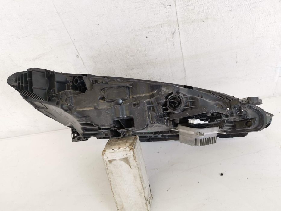 Ляв фар Led Tesla Model 3 [ - ] Оригинален