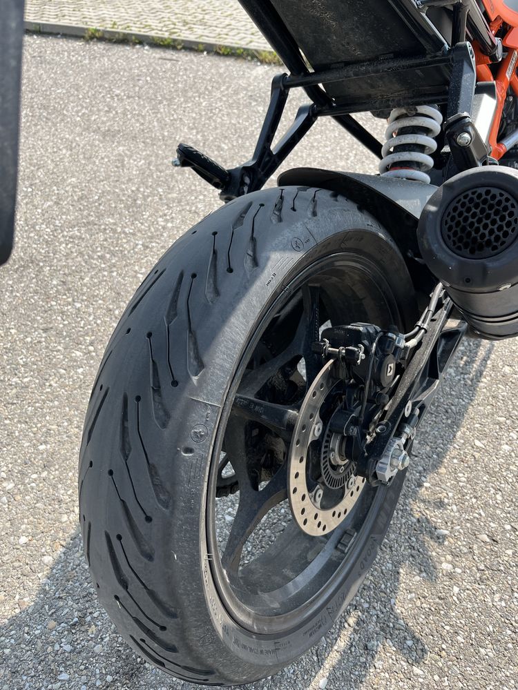 Ktm rc 125 2023.