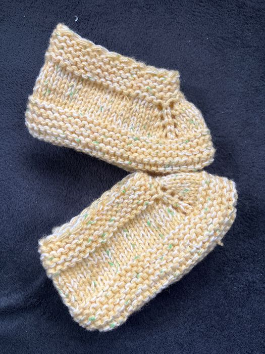 Вълнени ръчно изплетени терлици