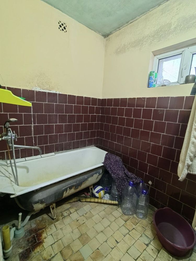 Продается квартира 77 серия по ул. Мирзо Улугбек ор. 33 школа