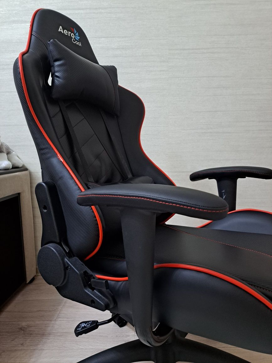 Продам компьютерное кресло Aero Cool