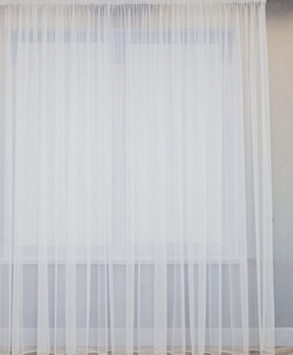 Новая тюль белоснежная однотонная полупрозрачная. высота 3м .Ширина 4м