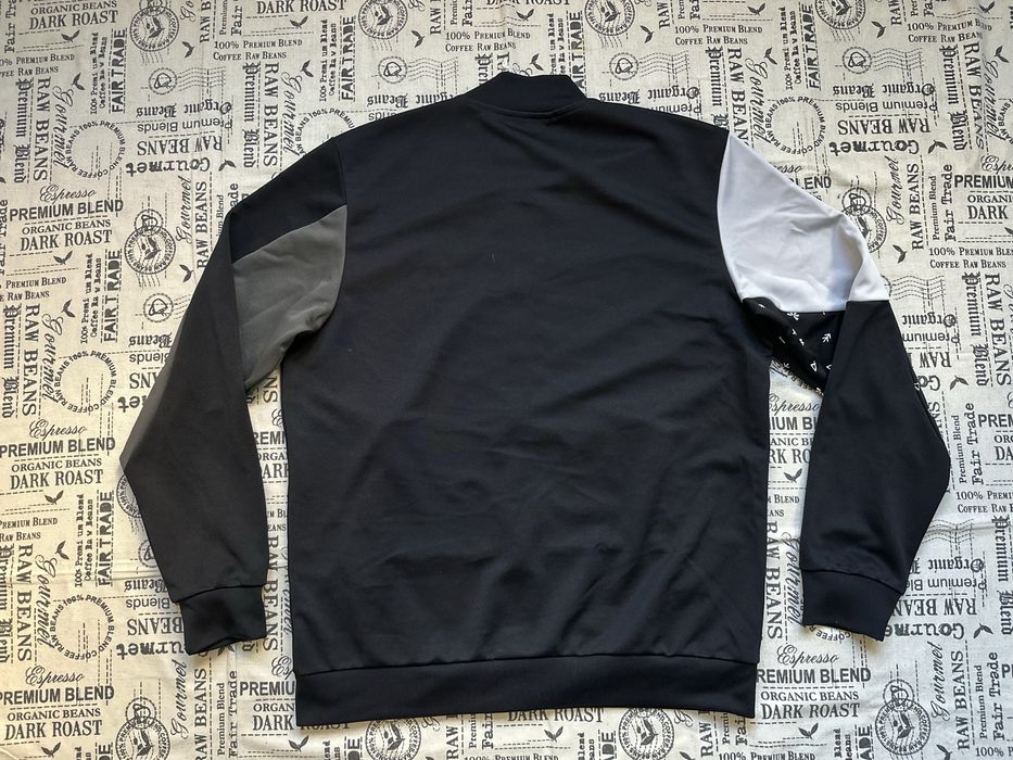 Adidas original горнище.L