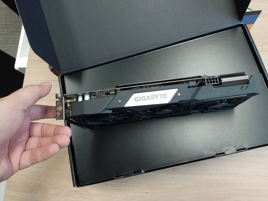 Видеокарта Gigabyte RTX2060 super 8GB