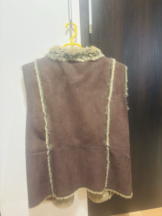 Vesta Wallis cu blanită