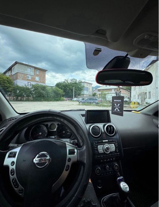 Nissan  Qashqai
