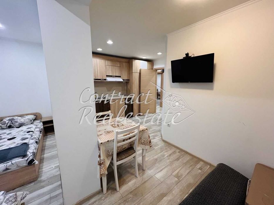 Дава се под наем Едностаен апартамент в Варна, Автогара - 18 кв.м за 306 € - Снимка #1