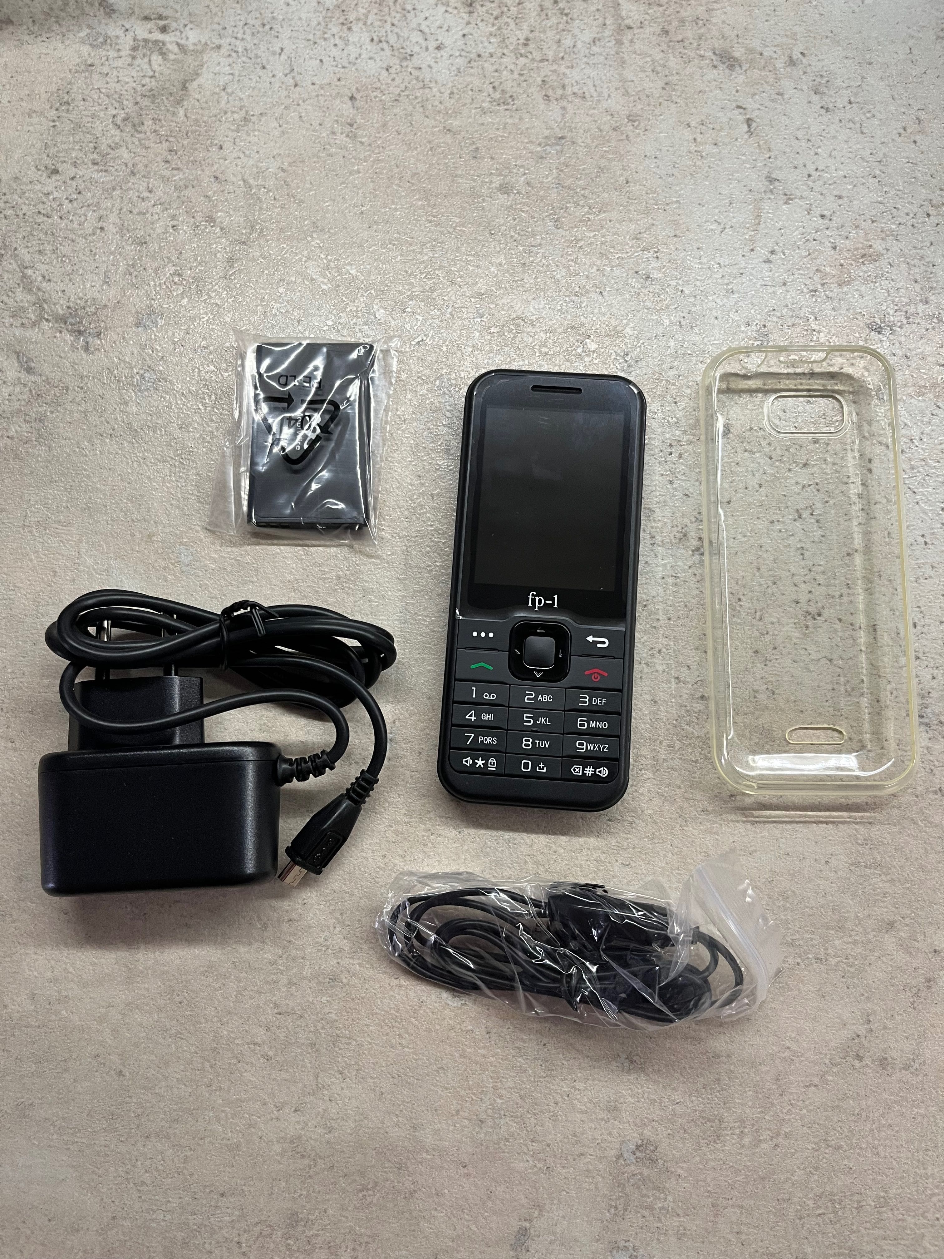 Класически телефон с бутони MobiWire Fp-1
