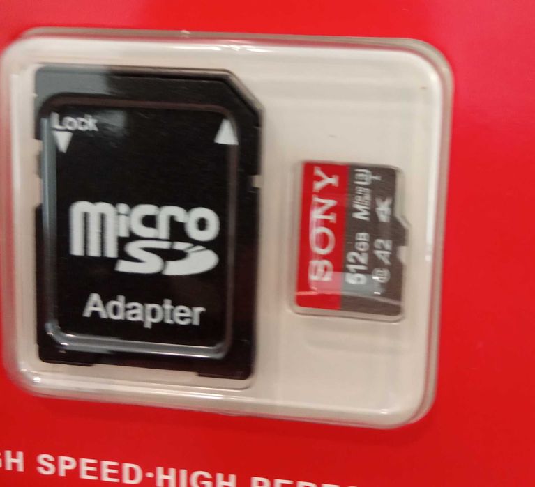 Carduri de memorie noi, sigilate Sony MicroSD 256GB si 512 GB