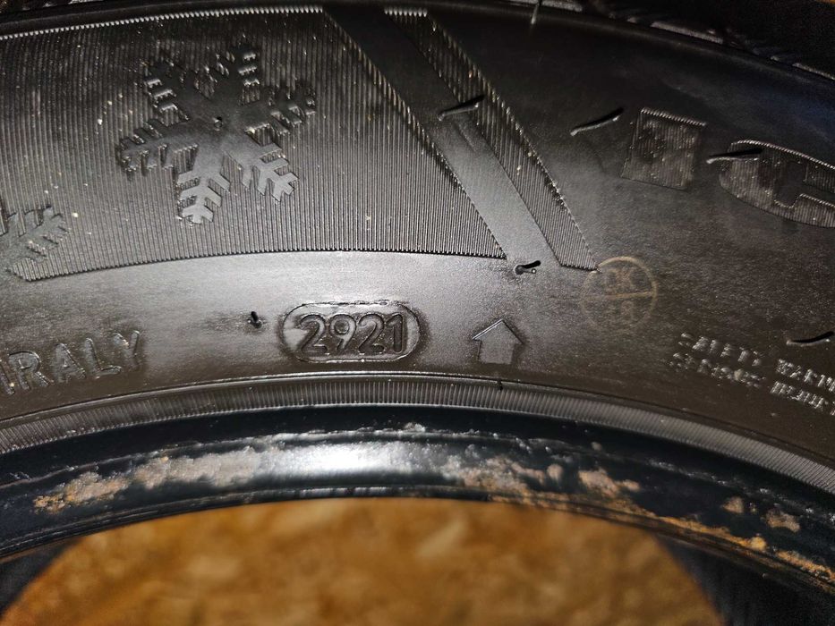 Зимни гуми 215/55/16