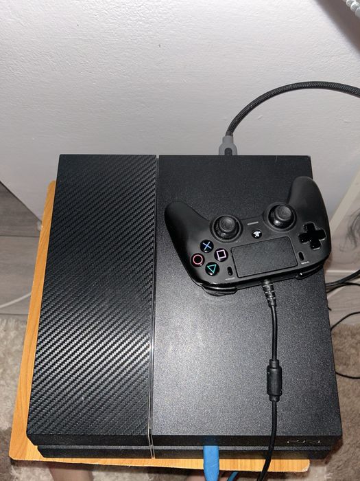 Vand PlayStation 4 Utilizat