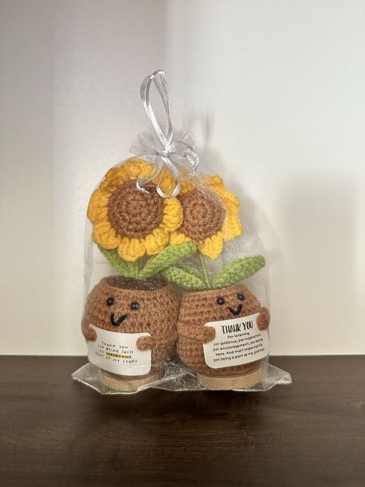 Set doua papusi crosetate - floarea soarelui, handmade