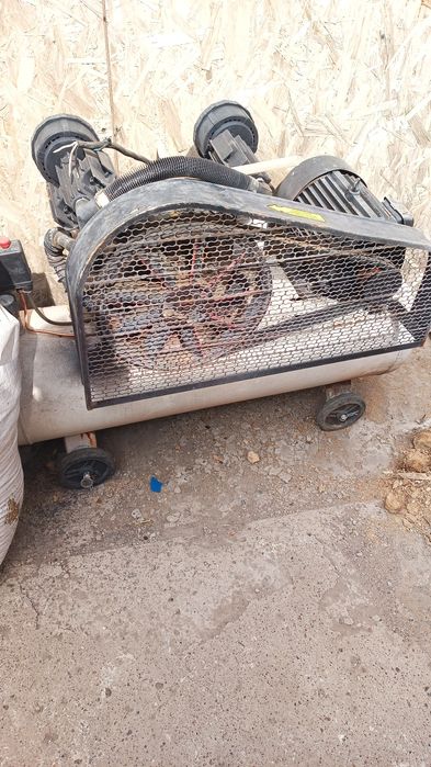 Продам компрессор