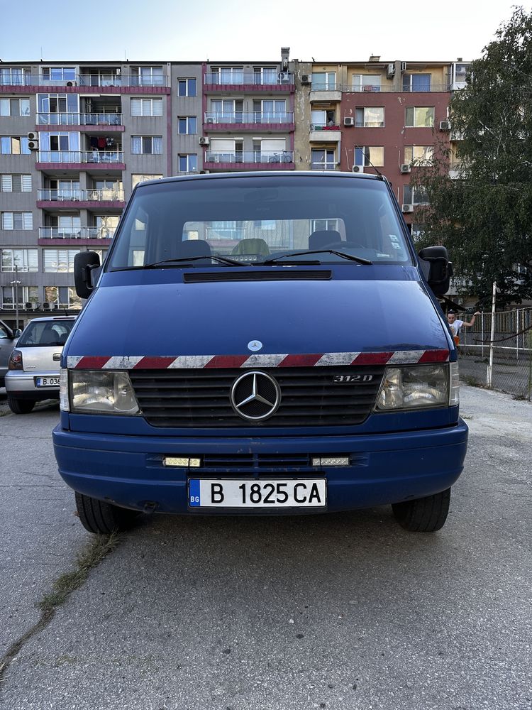 Пътна помощ Mercedes Benz Sprinter 412D