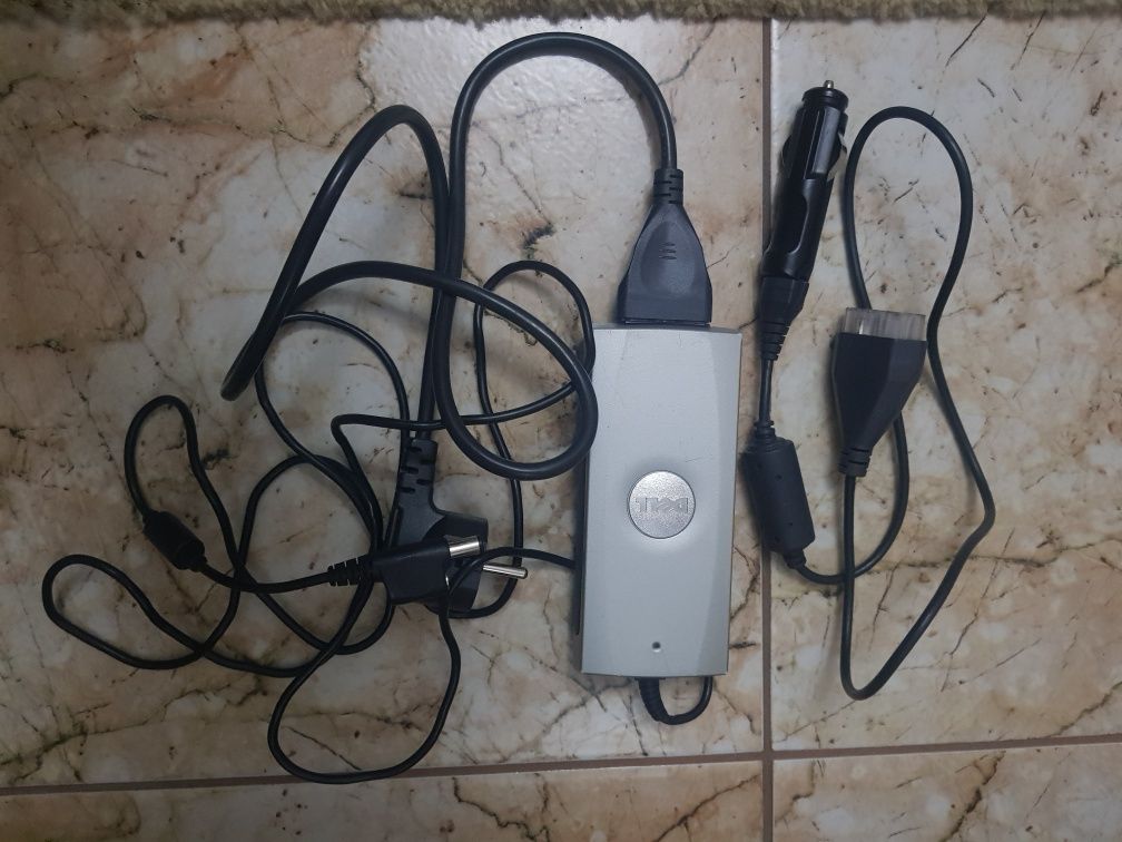 Оригинални зарядни за лаптоп DELL