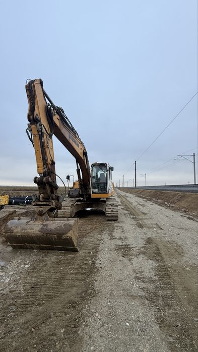 Excavator liebherr R 926 LC6100
