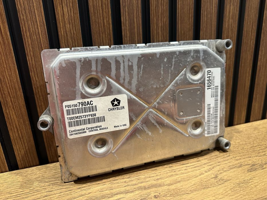 Компютър за кола P05150790AC