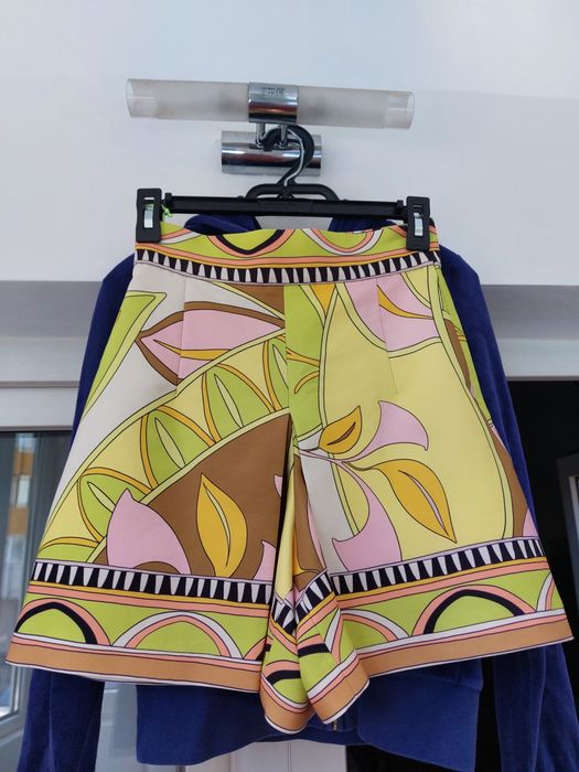 Pantalon scurt ofice, Zara