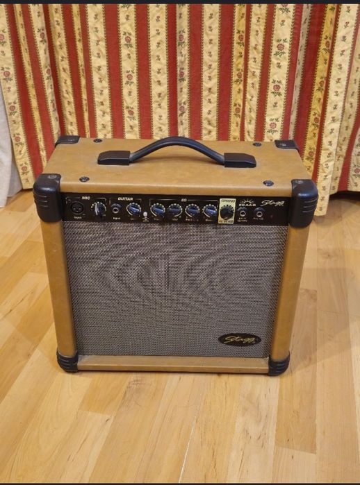 Amplificator chitara acustica