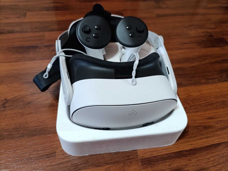 Meta Quest 3S + Curea de cap + cablu PCVR 5 metri