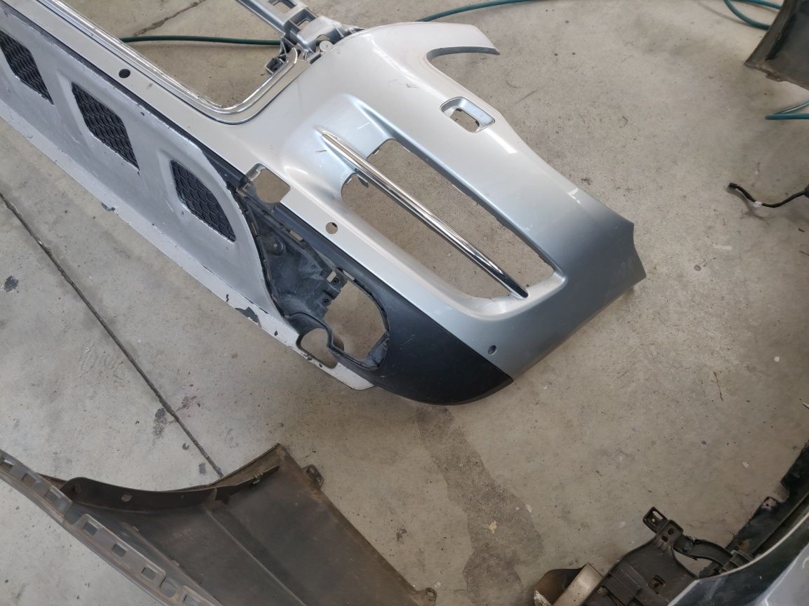 Предна броня за Volkswagen Touareg 2002/2010 г.