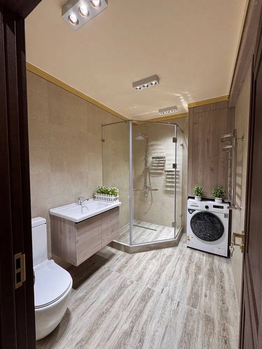 Продам Дом массив Рисовый