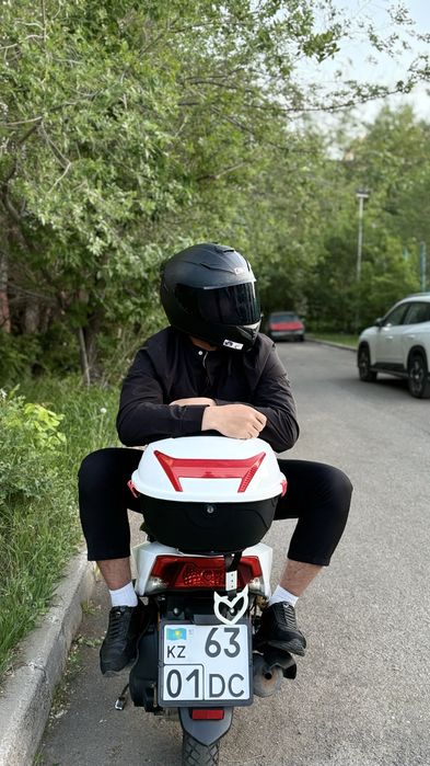 Мопед м8 веном nomad 150 куб