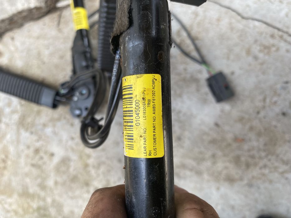 Centuri fata pretensionere Jaguar XF X250