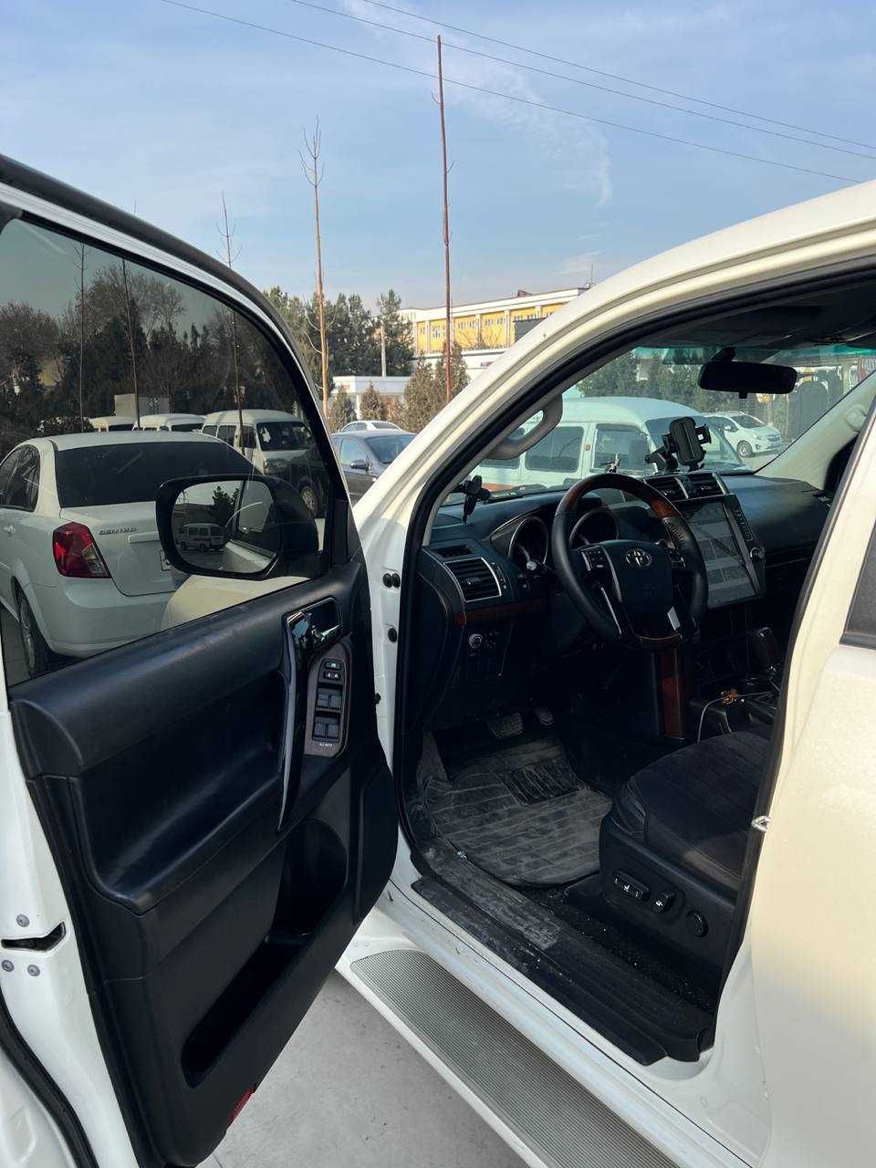 Toyota Prado 2015