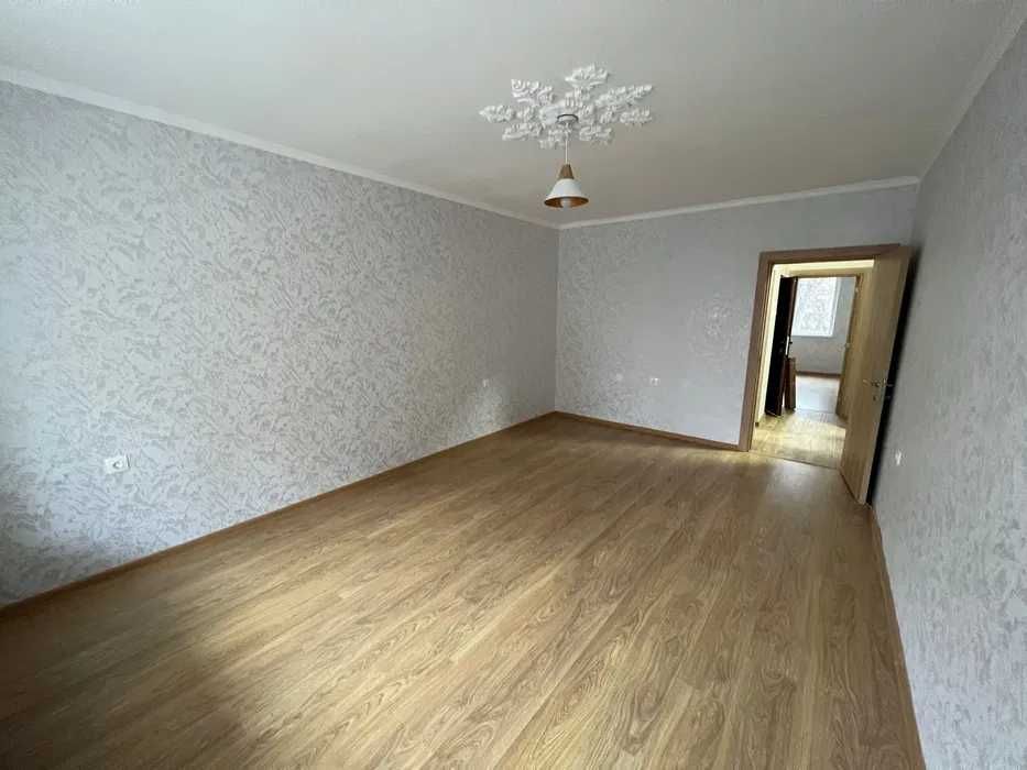 Продава се Тристаен апартамент в Пловдив, Център - 75 кв.м за 2107 €/кв.м - Снимка #6