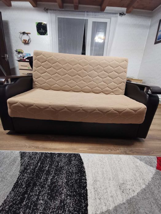 Canapea extensibila 2 locuri