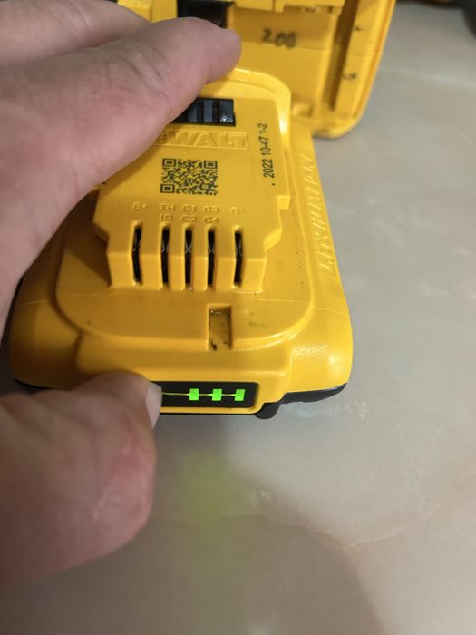 Dewalt DCN 660 pistol de cuie finisaj