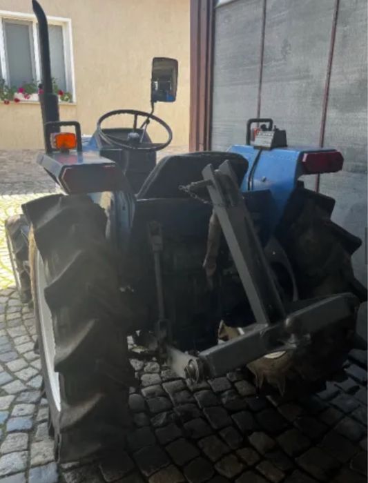 Японси Трактор Исеки U-DX 26 коня и фреза към трактора 1251h