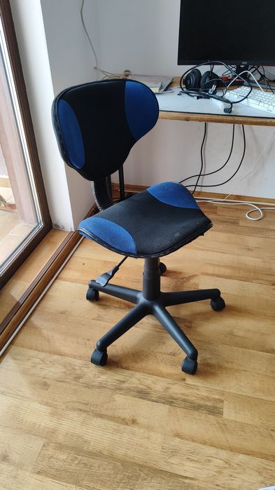Scaun birou rotativ