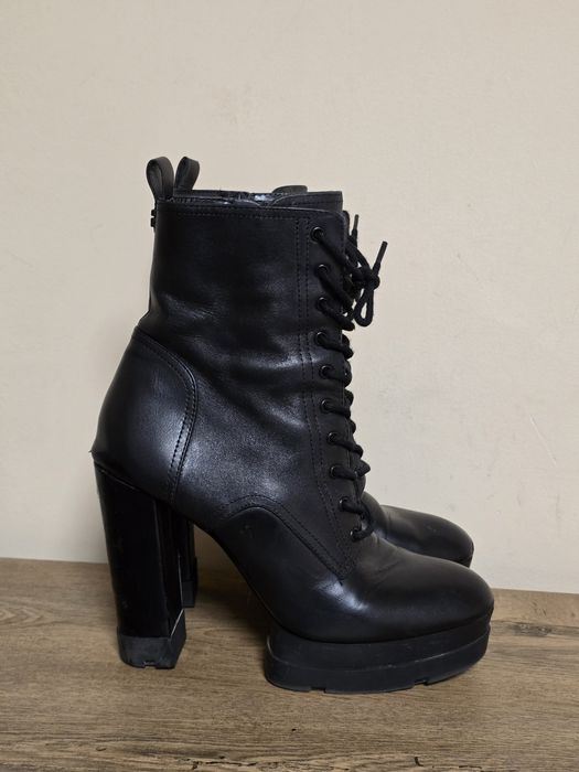 Guess оригинални дамски боти