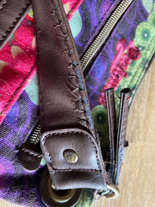 Красива Desigual чанта