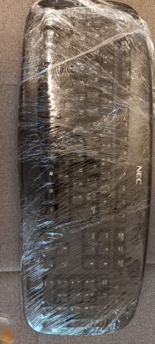 Vand 2 tastaturi