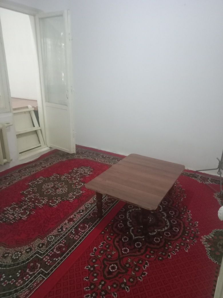 Arenda chorsu qoratosh 1 etaj oyla bolar izlar