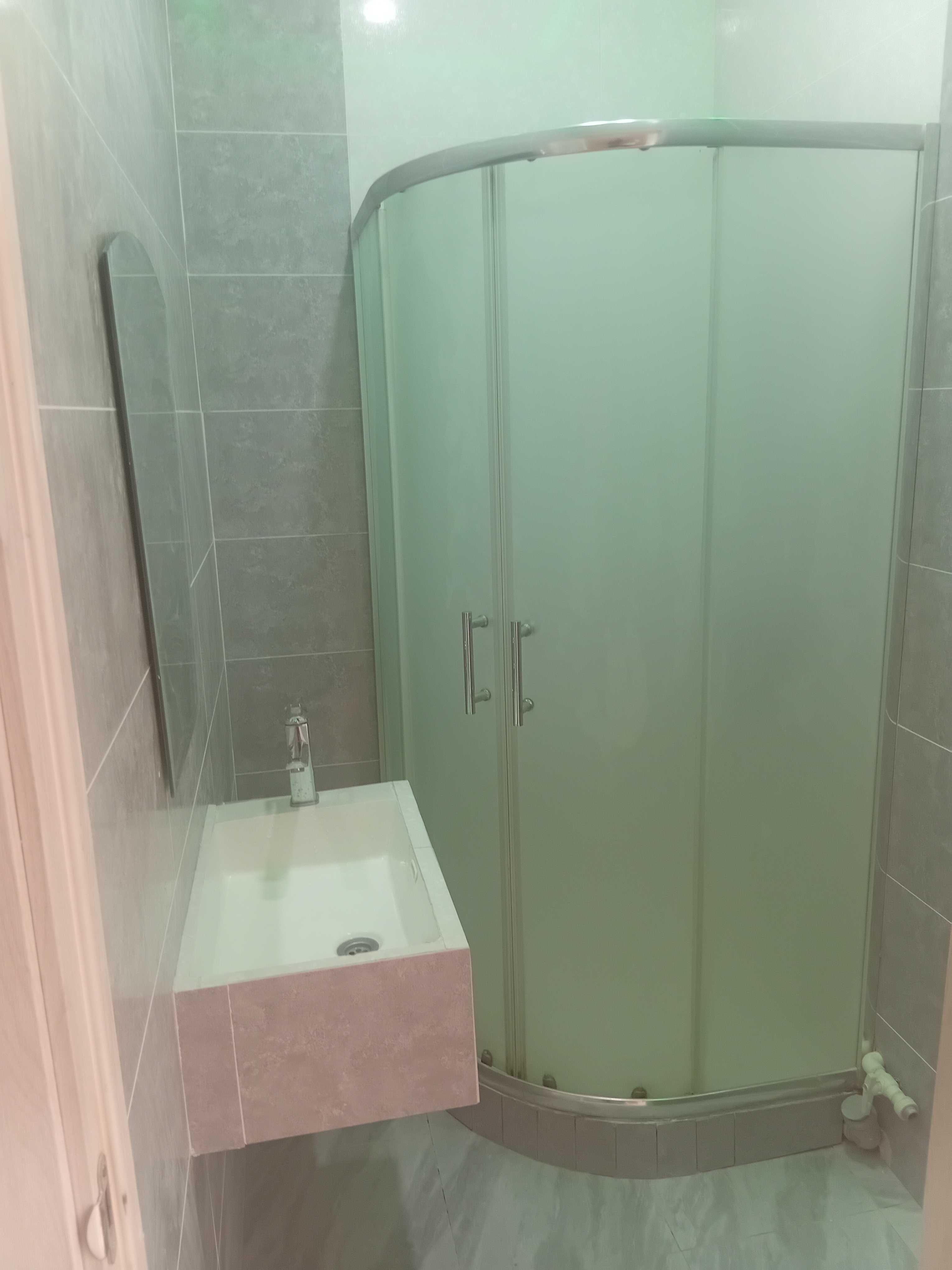 Сергели чоштепа 2 хона квартира .17этаж дом 7 кавати 60 кв.нархи 55200