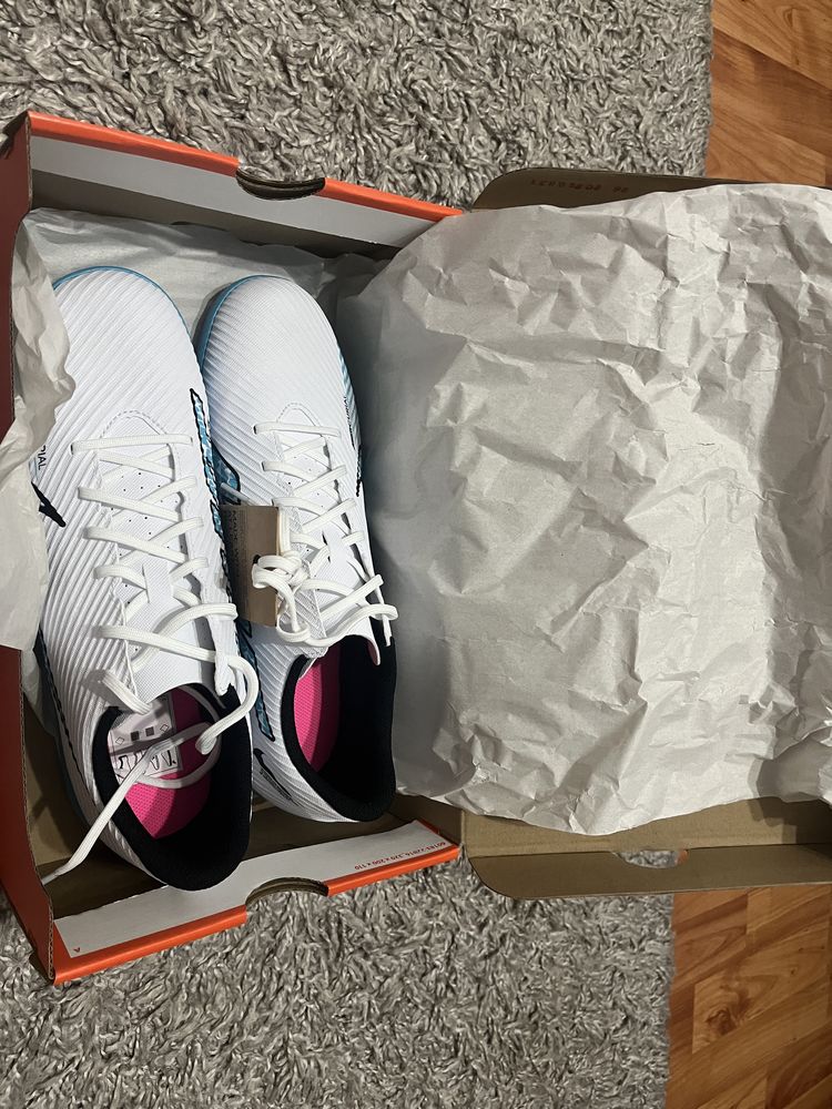 Ghete Nike noi ,marimea 44
