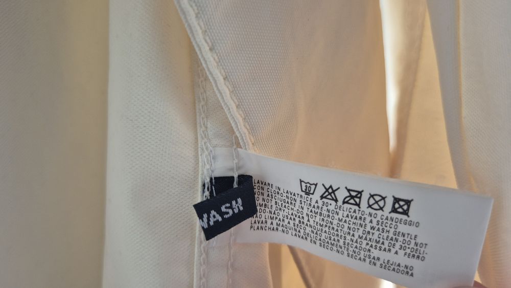 Trench/pardesiu Armanii Jeans nr.L original
