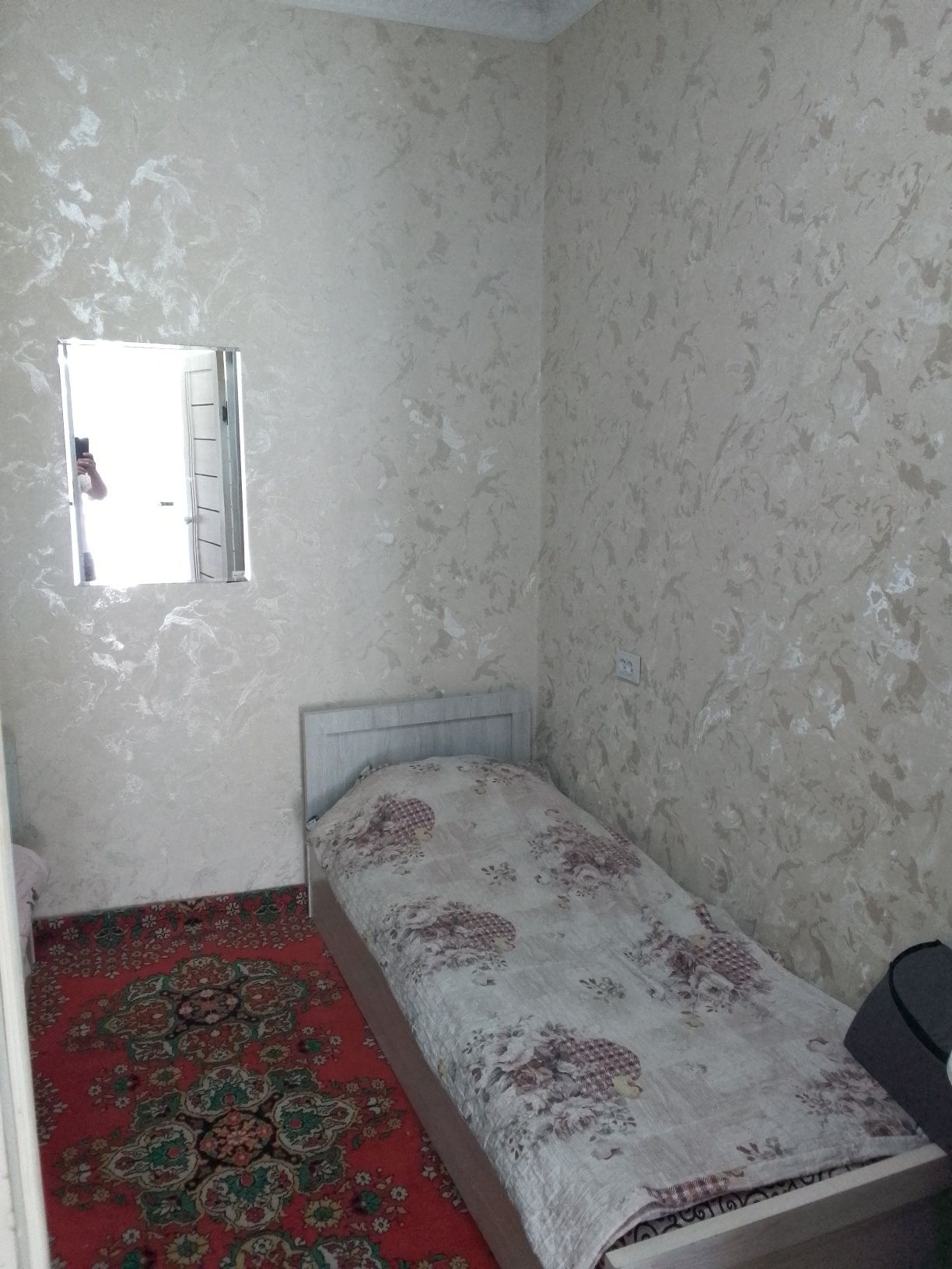 Бектемир мусаффо махалада 4 хона 2.5 сотх уй сотилади