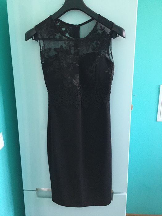 Елегантни рокли